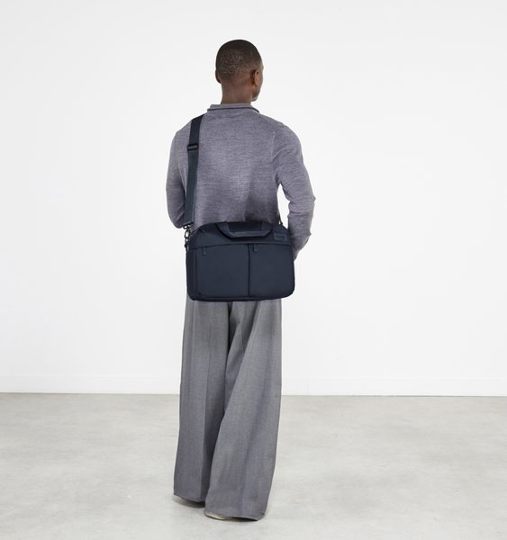 Foldable Plume Lentolaukku 55cm