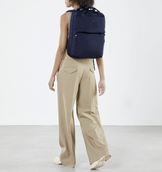 4BIZ Tietokonereppu L