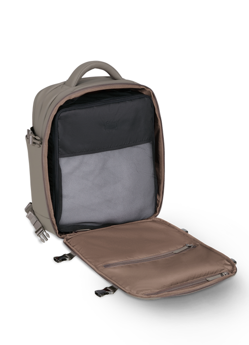 Lost In Berlin Matka reppu 17"