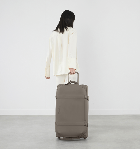 Lost In Berlin Exile Matka reppu 72cm Lost In Berlin Exile Matka reppu 72cm