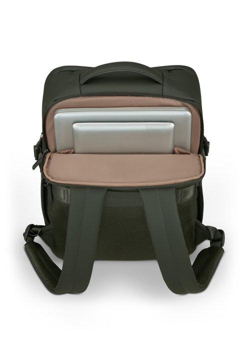 Lost In Berlin Reppu Pro 16"