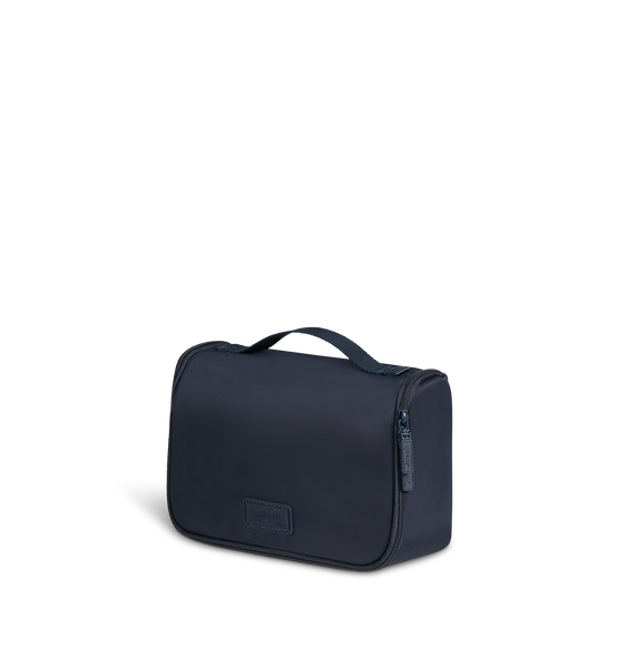 Plume Accessoires Hanging Toiletry Kit