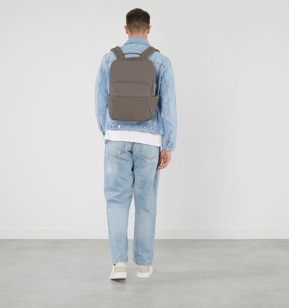 Lost In Berlin Reppu Lifetrotter 15.6" Lost In Berlin Reppu Lifetrotter 15.6"