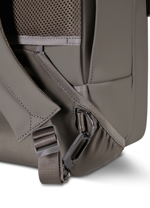 Lipault Lost In Berlin Backpack Pro With Wheels  Ash Stone Lipault Lost In Berlin Backpack Pro With Wheels  Ash Stone