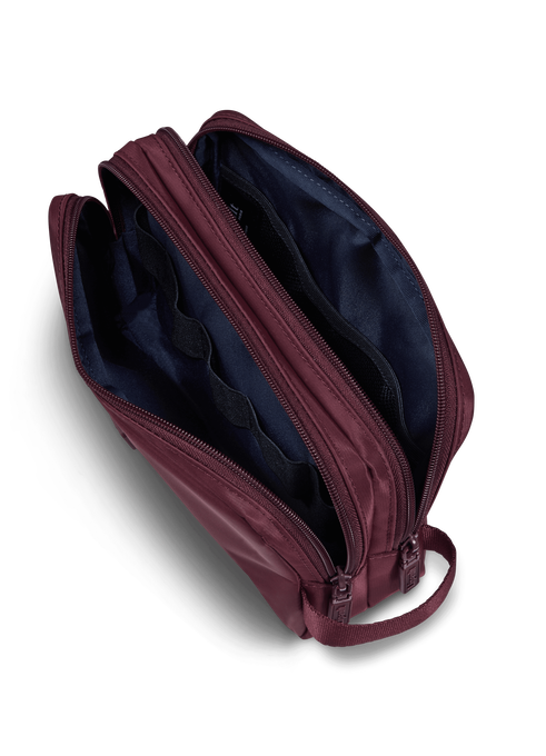 Lipault Plume Accessoires Toiletry Bag  Bordeaux