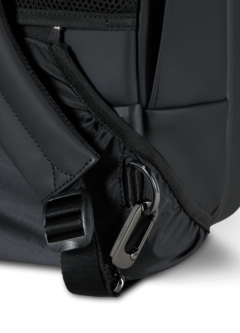 Lipault Lost In Berlin Backpack Pro With Wheels  Black Lipault Lost In Berlin Backpack Pro With Wheels  Black