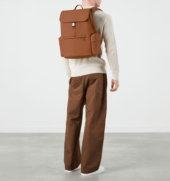 Lost In Berlin Reppu Cargo 15.6"